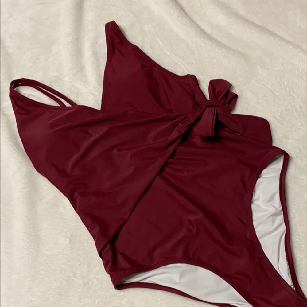 Cupshe Wrap Swimsuit - Picture 8 of 9